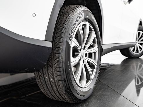 Certified 2025 Mercedes-Benz GLC 300 4MATIC image 49