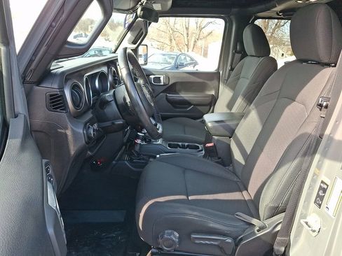 Used 2021 Jeep Wrangler Unlimited Sport image 14