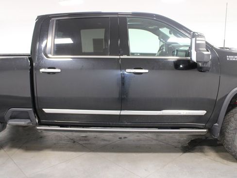 Used 2024 Chevrolet Silverado 2500 High Country w/ High Country Premium Package AWD/4WD image 11