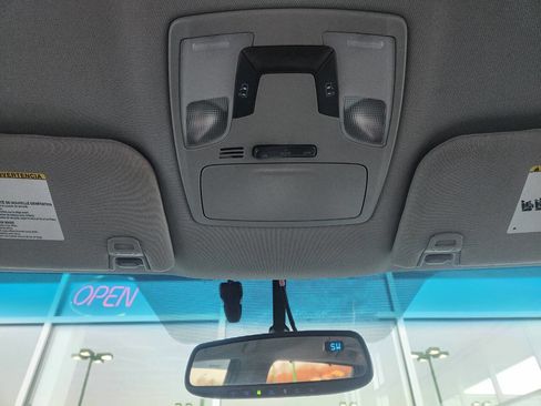 Used 2017 Toyota Sienna LE image 26