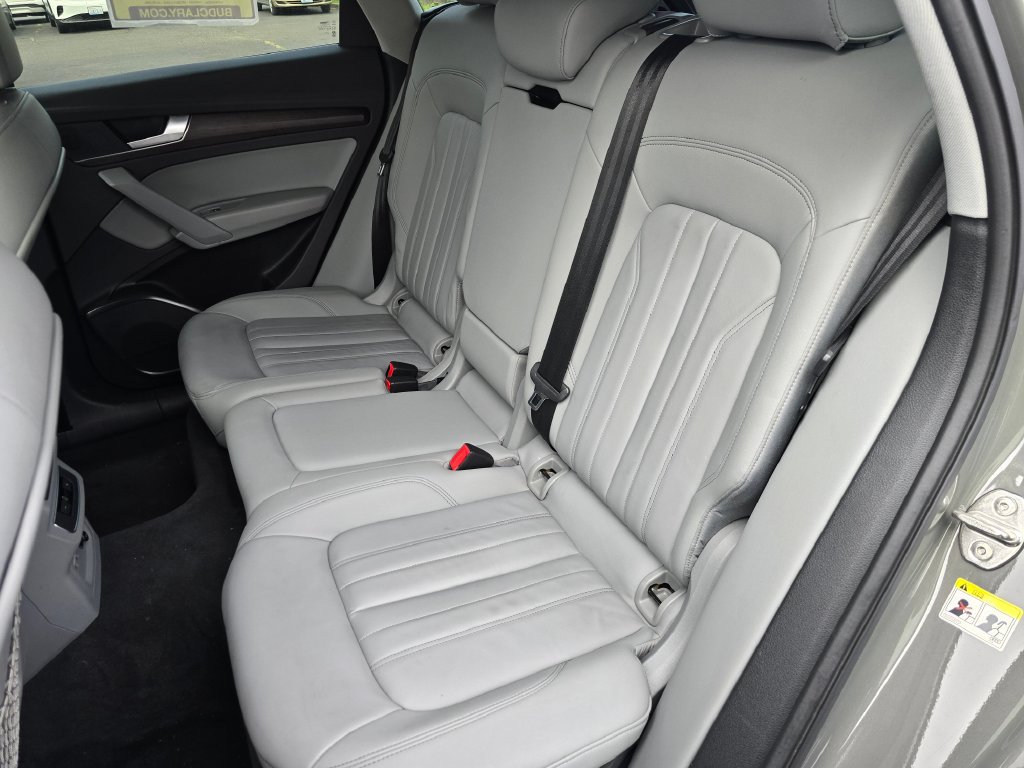 Used 2023 Audi Q5 2.0T Premium AWD/4WD image 19