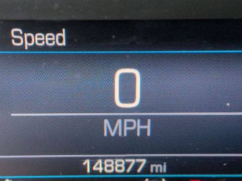 Used 2021 Chevrolet Equinox LT FWD image 21