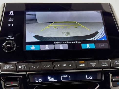 Used 2022 Honda Odyssey Elite image 19
