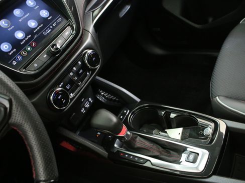 Used 2023 Chevrolet TrailBlazer RS w/ Sun and Liftgate Package FWD image 19