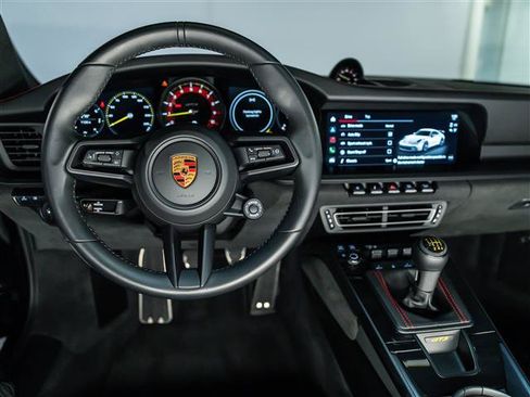 Certified 2022 Porsche 911 GT3 RWD image 20