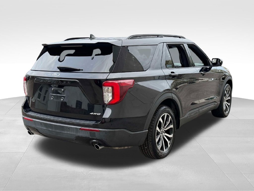 Used 2022 Ford Explorer ST-Line AWD/4WD image 9