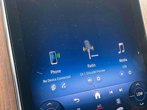 Certified 2024 Mercedes-Benz C 300 4MATIC Sedan image 13