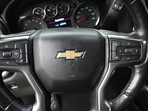 Used 2021 Chevrolet Silverado 1500 LTZ AWD/4WD image 17