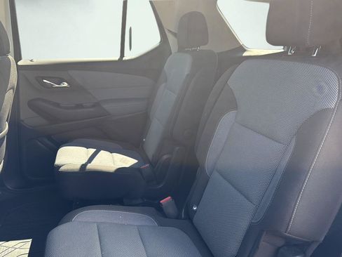 Used 2021 Chevrolet Traverse LT w/ LPO, Floor Liner Package AWD/4WD image 21