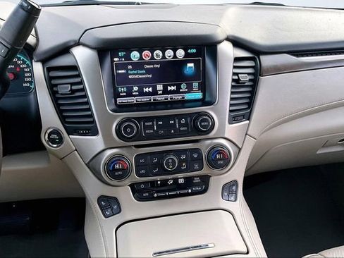 Used 2019 GMC Yukon Denali w/ Denali Ultimate Package image 9