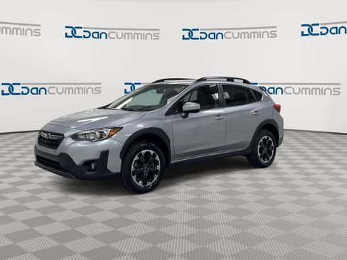 Used 2022 Subaru Crosstrek 2.0i Premium w/ Popular Package #3 image 4