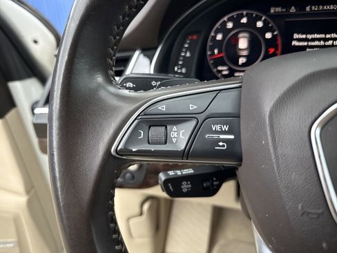 Used 2019 Audi Q7 3.0T Prestige w/ Prestige Package image 16