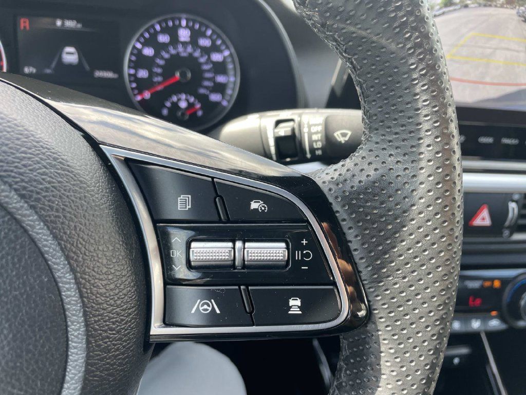 Used 2023 Kia Forte GT-Line w/ GT-Line Premium Package FWD image 29
