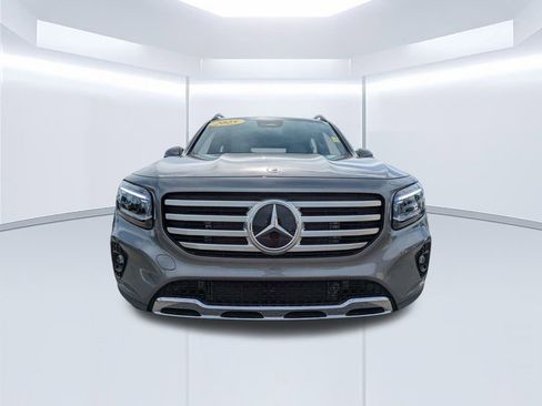 Used 2025 Mercedes-Benz GLB 250 image 9