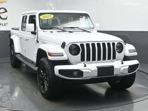 Used 2023 Jeep Gladiator Overland AWD/4WD image 49