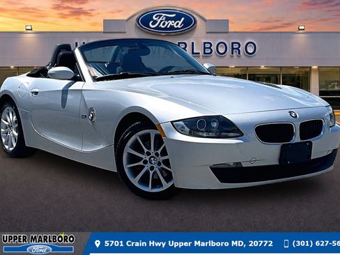 Used 2006 BMW Z4 3.0i RWD image 1