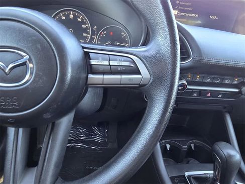 Used 2021 MAZDA MAZDA3 s image 20
