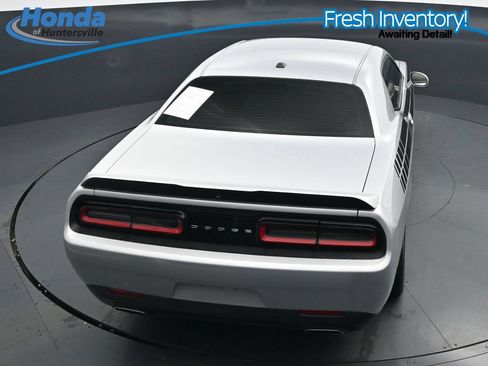 Used 2021 Dodge Challenger SXT RWD image 22