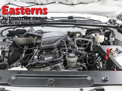 Used 2019 Toyota Tacoma SR image 7