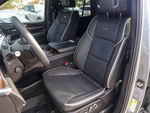 Used 2024 Cadillac Escalade Premium Luxury w/ LPO, Floor Liner Package image 7