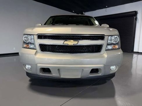 Used 2007 Chevrolet Avalanche LT RWD image 2
