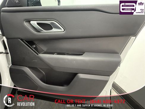Used 2025 Land Rover Range Rover Velar Dynamic SE AWD/4WD image 43