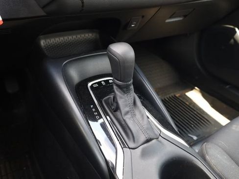 Used 2025 Toyota Corolla LE FWD image 20
