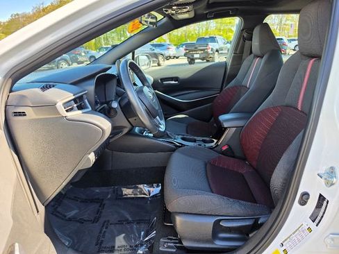 Used 2023 Toyota Corolla SE w/ SE Premium Package FWD image 21