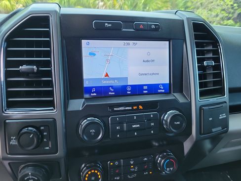 Used 2020 Ford F150 XLT w/ Equipment Group 302A Luxury AWD/4WD image 20