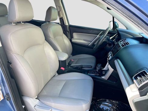 Used 2016 Subaru Forester 2.5i Touring w/ Eyesight & Navigation System image 29