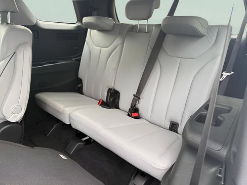 Used 2023 Hyundai Palisade SEL image 11