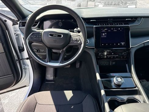 New 2026 Jeep Grand Cherokee Laredo RWD image 24