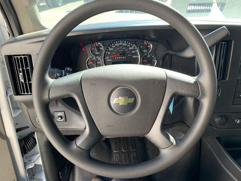 New 2025 Chevrolet Express 2500 Extended image 17