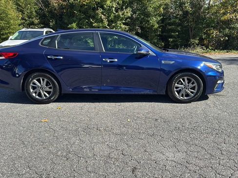 Used 2019 Kia Optima LX image 4