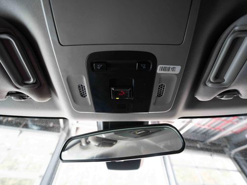 Used 2024 Toyota Camry SE FWD image 18