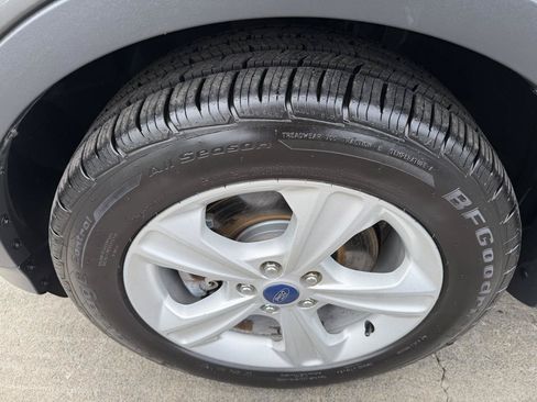 Used 2015 Ford Escape SE AWD/4WD image 15