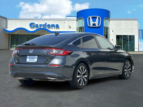 Certified 2024 Honda Civic EX-L image 6