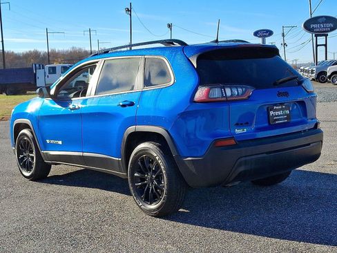 Used 2023 Jeep Cherokee Altitude Lux image 6