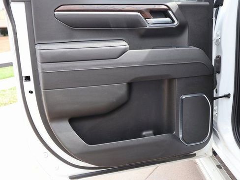 Certified 2025 GMC Sierra 1500 SLT AWD/4WD image 24