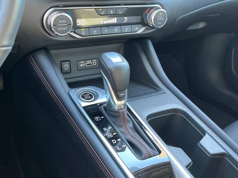 Certified 2025 Nissan Sentra SR w/ SR Premium Package image 40