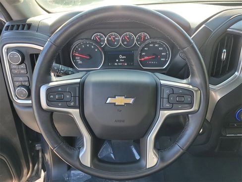 Used 2021 Chevrolet Silverado 1500 LT image 22