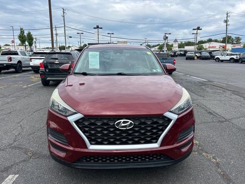 Used 2019 Hyundai Tucson SE AWD/4WD image 2