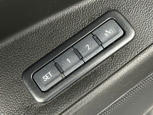 Used 2018 GMC Yukon Denali w/ Open Road Package image 40