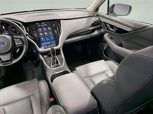 Certified 2025 Subaru Outback Onyx Edition AWD/4WD image 28