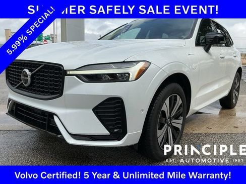 Certified 2023 Volvo XC60 T8 Plus AWD/4WD image 5