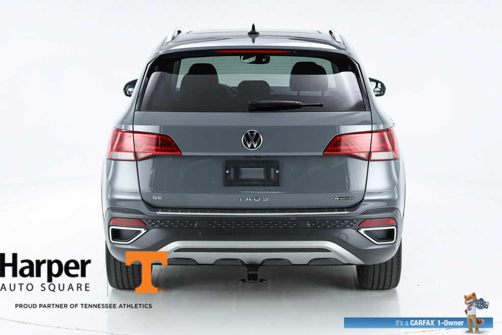 Used 2023 Volkswagen Taos SE w/ Panoramic Sunroof Package AWD/4WD image 8