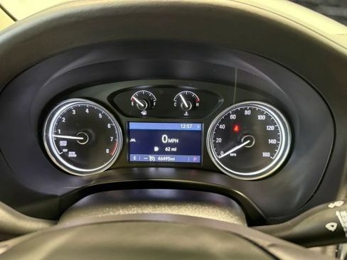 Used 2024 Buick Enclave Essence FWD image 18