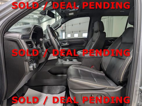 Used 2022 GMC Yukon SLT w/ SLT Premium Package image 15