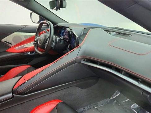 Used 2021 Chevrolet Corvette Stingray Preferred Cpe w/ Z51 Performance Package image 20