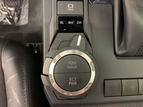 New 2026 Toyota Tacoma SR5 AWD/4WD image 25
